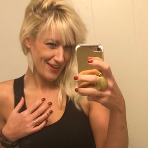 Meet your Posher, Kelly